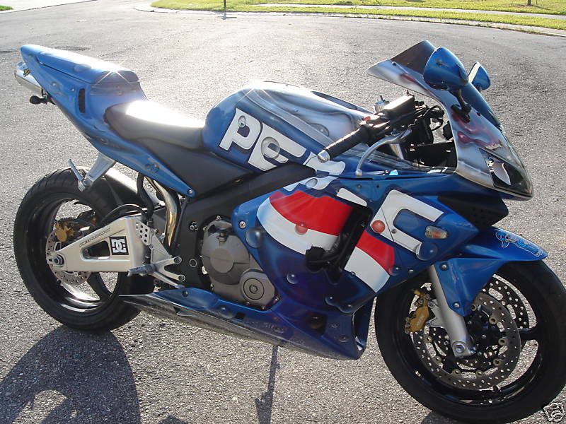 Two Brothers exhaust Featured in Super Street Bike magazine Custom Pepsi 