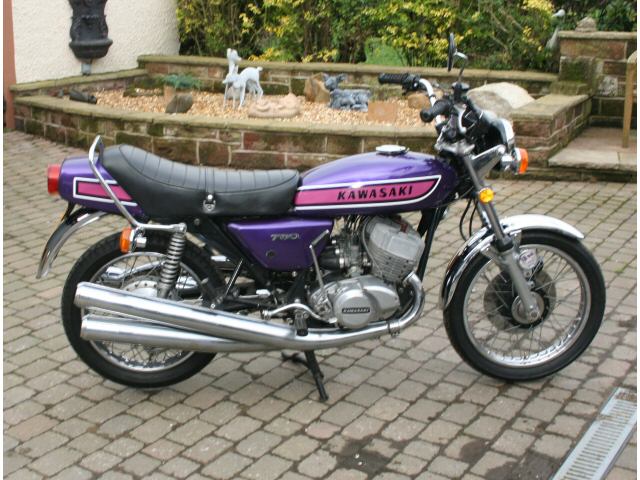 kawasaki_kh750.jpg